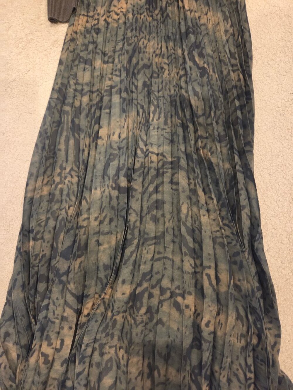 Rachel Zoe NWT Green Leopard Animal Print Dress Sweater L - Picture 3 of 3